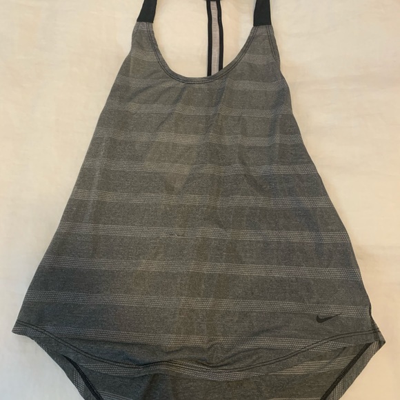 Nike workout tank top - Picture 1 of 5